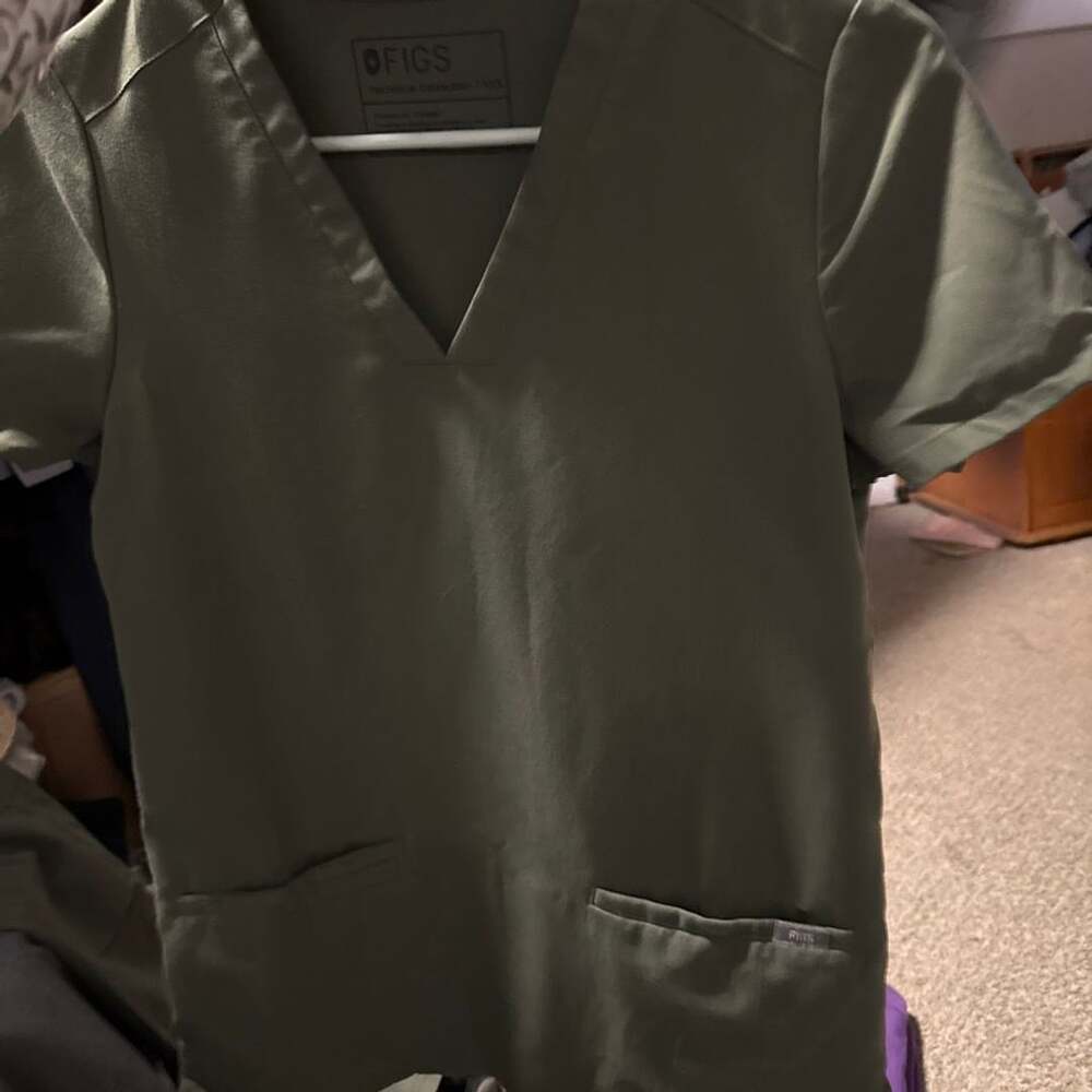 Figs Technical Collection Scrub Top Size XXS Olive